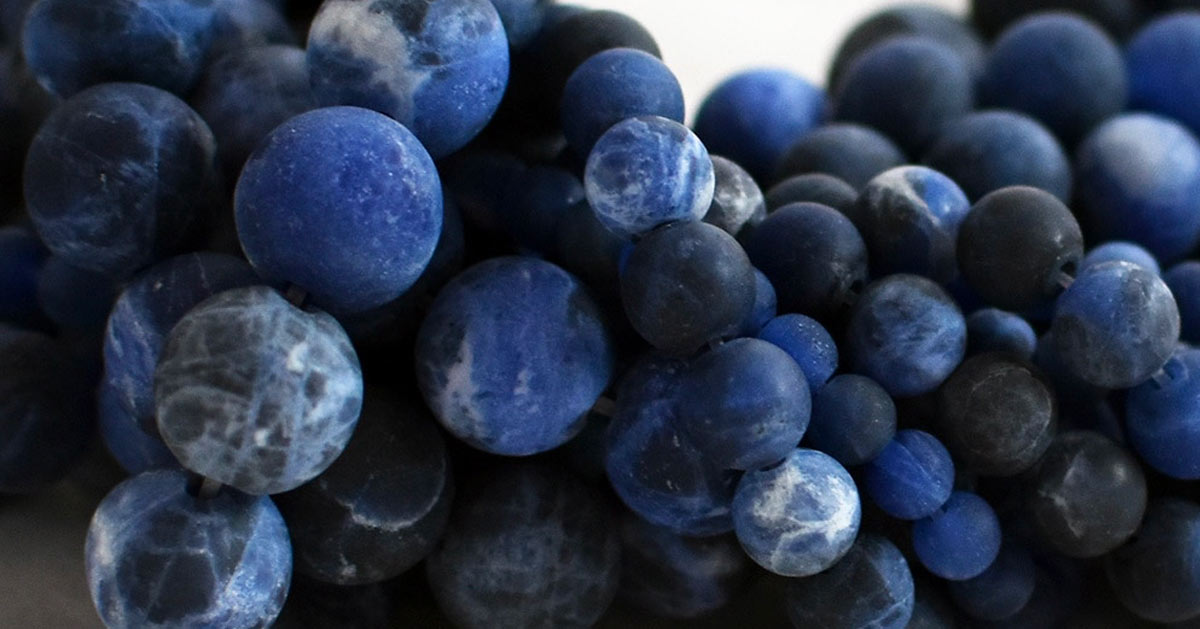 Lithothérapie : Vertus et Propriétés de la pierre Sodalite