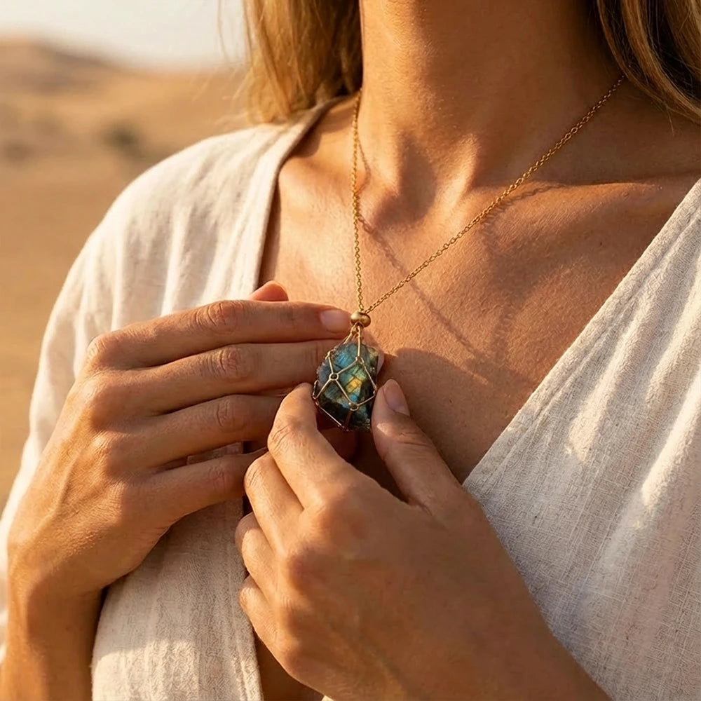 Collier Porte-Pierres "Déesse" - Quartz Rose Offert