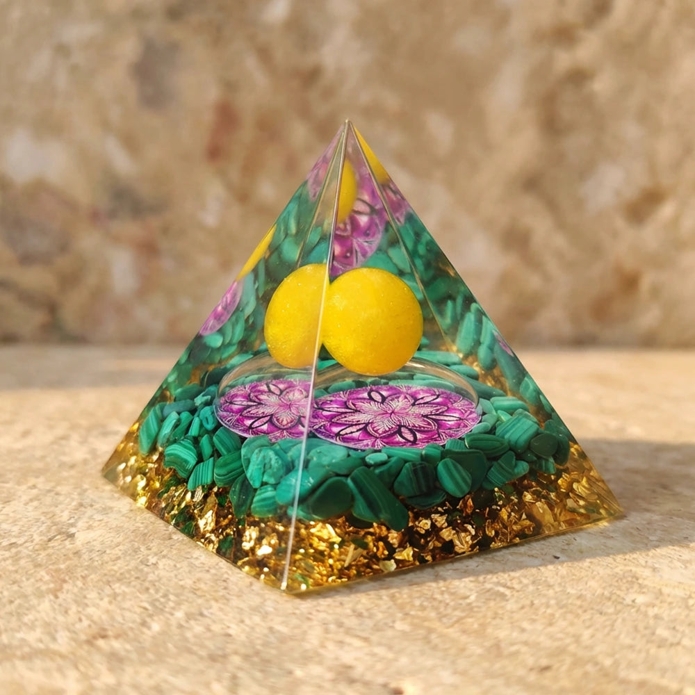 Pyramide Orgonite "Guérison des Maux"