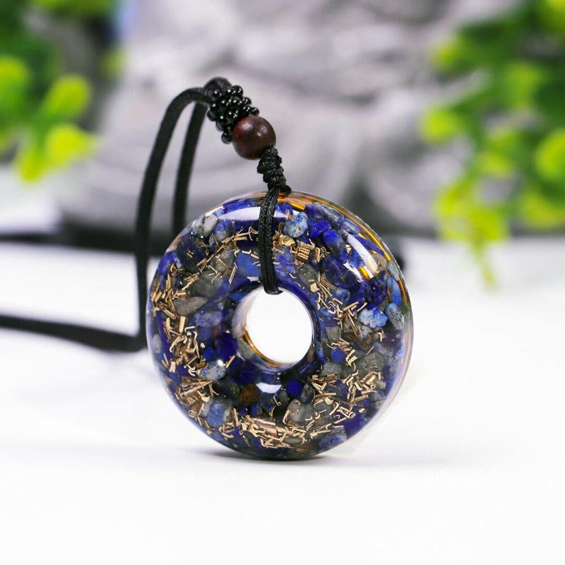 orgonite a porter sur soi lapis lazuli